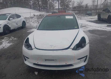 2019 Tesla Model 3 Long Range/Performance z USA, uszkodzony, nr VIN 5YJ3E1EB3KF199614